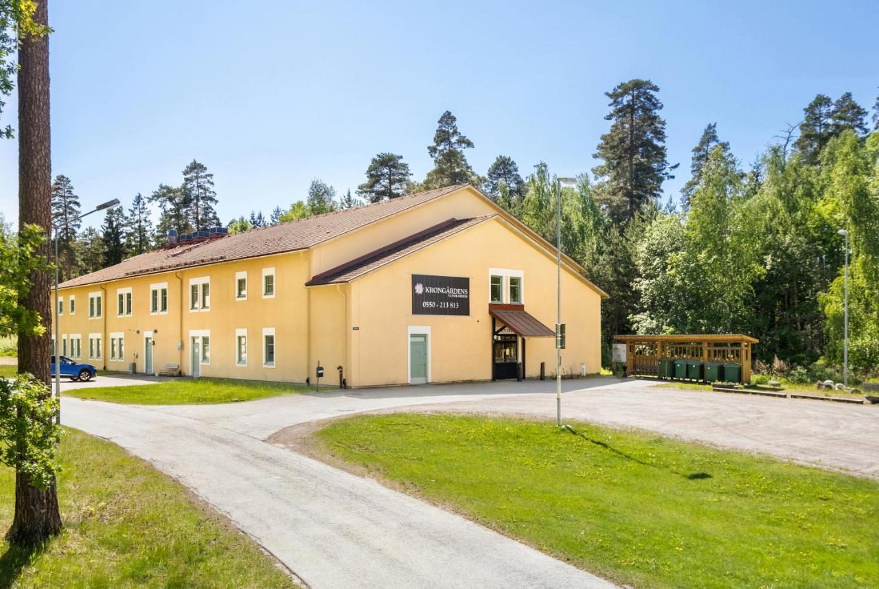 Krongarden Vandrarhem Кристинехамн Экстерьер фото